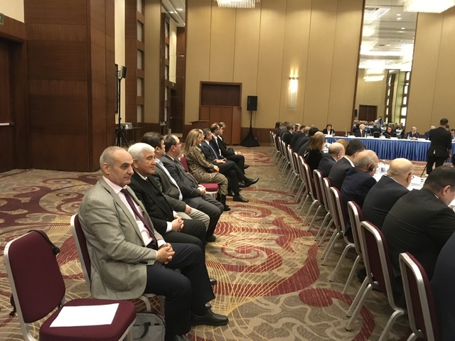 5aa555f7-5fef-42db-866b-b69ca5361a22