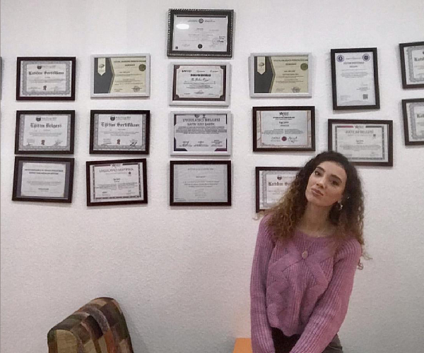 psixoloq-ezgi-shahin