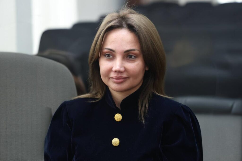 media edit suhveglxykwitpqmob