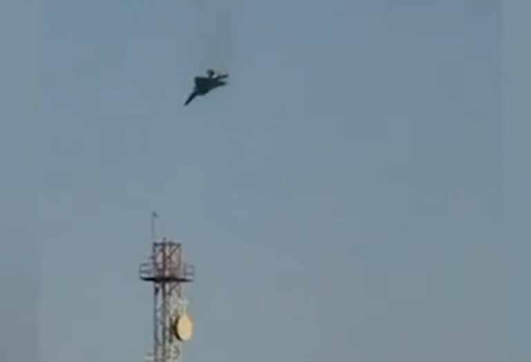 İran ABSH qrici vurdu