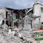 İran qizlar mektebi