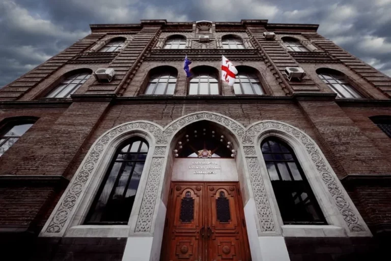 mLhXTSyKXDRAiKJvXDDDDREUzlurAMtFGK