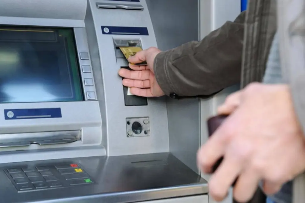 ZPQbrAbrPnCJyEntYviqQYmvQwlvXEKDJF