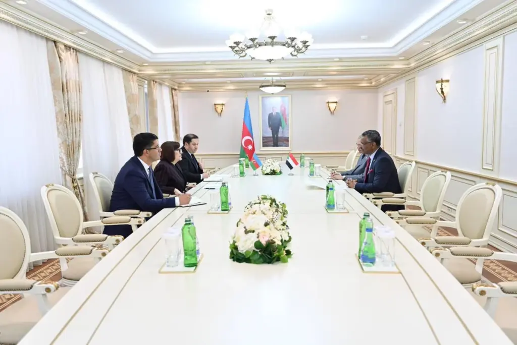 PuOiINqILwbSxuFstoSiJLYWIiAKXDSw