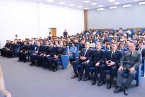 kamran uni gorüs
