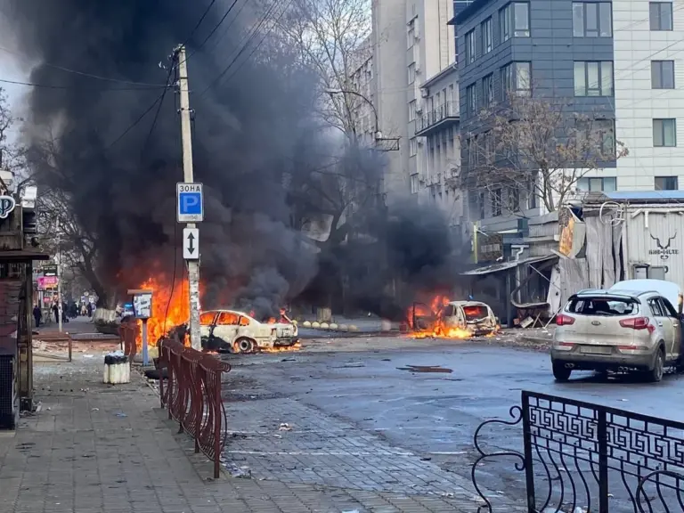 xFiJAEBFjAqURxbizdxFuFhigXjj