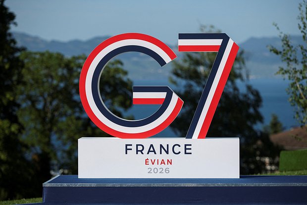 G .