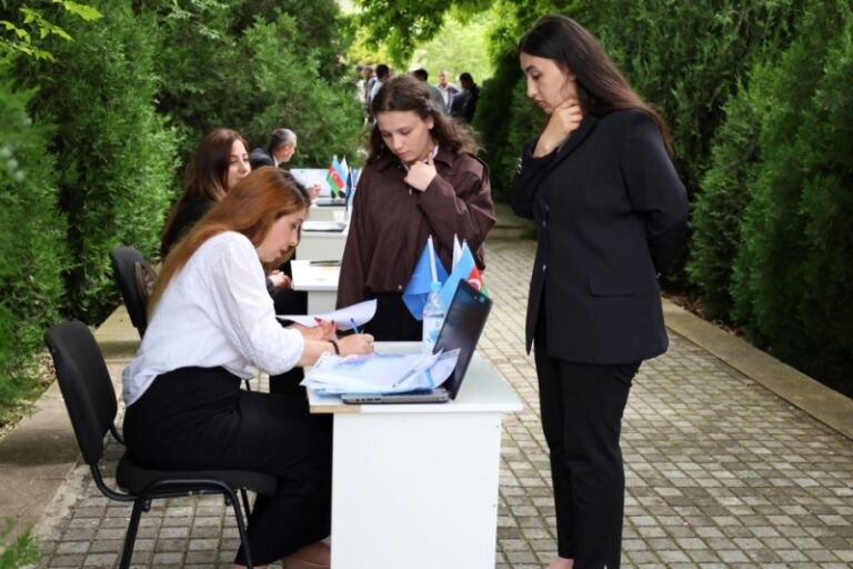 Qobustan Emek yarmarkasi