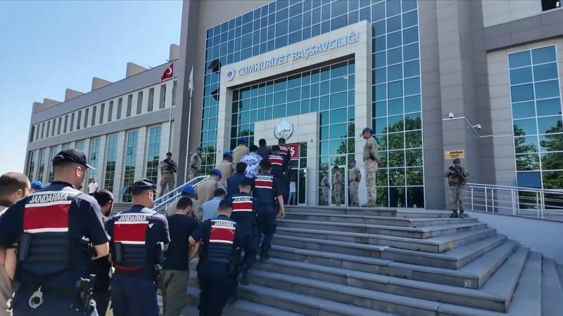 Turk Jandarma gozalti