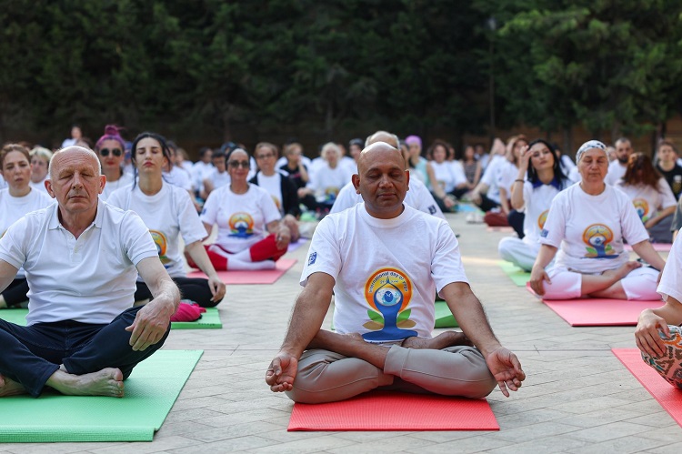 abhay yoqa