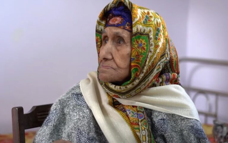 yaşlı