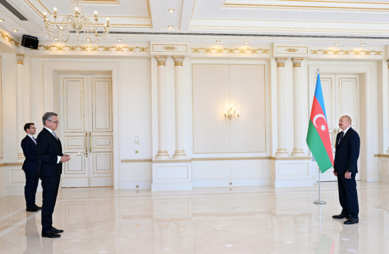 İlham Aliyev Almaniya sefir
